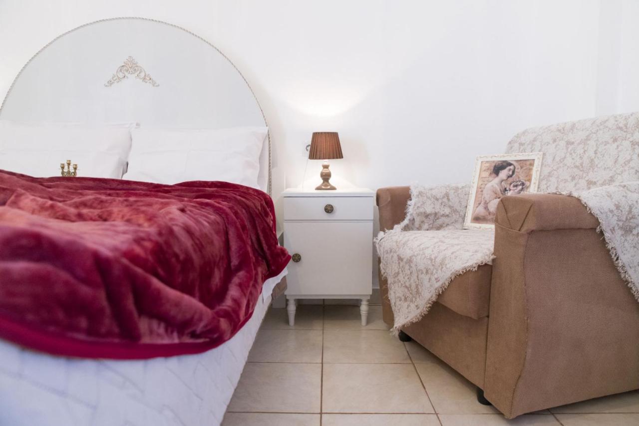 Chryso Apartment 카밀라리 외부 사진