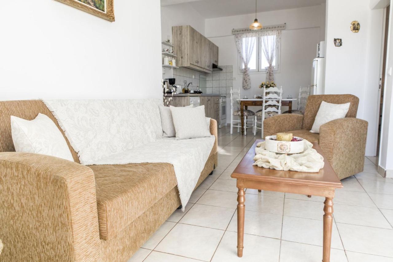 Chryso Apartment 카밀라리 외부 사진