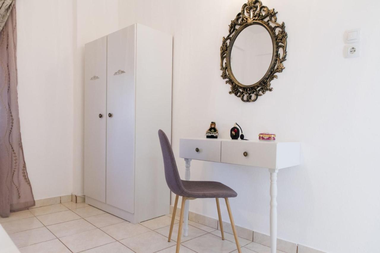 Chryso Apartment 카밀라리 외부 사진