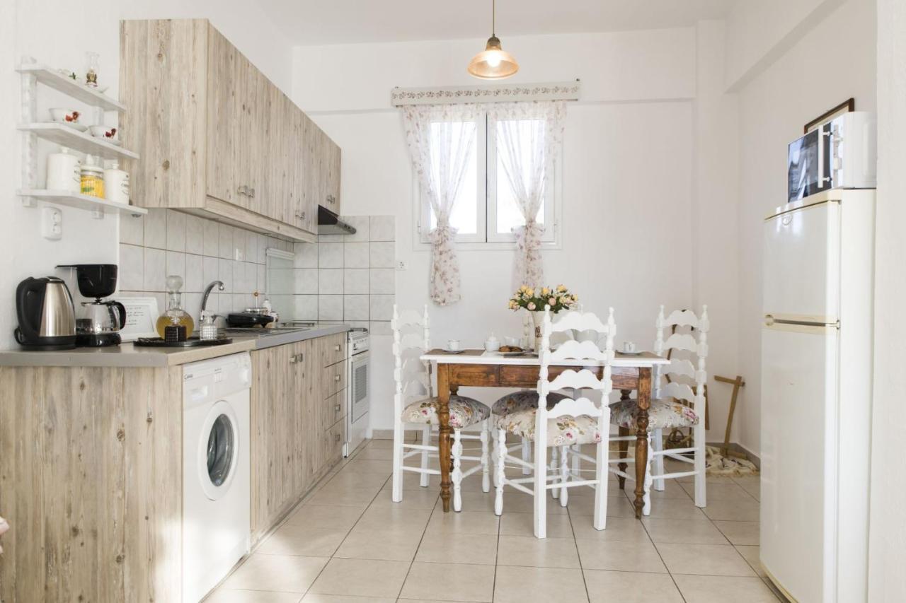 Chryso Apartment 카밀라리 외부 사진